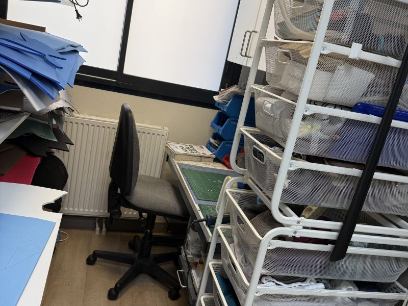 Vend cabinet dans maison de santé