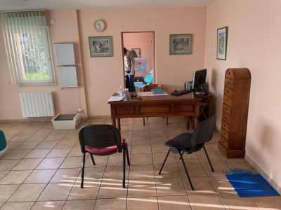Cession cabinet Pédicurie / Podologie à Saint-Martin-De-Crau - 68750€ à Saint Martin de Crau Provence-Alpes-Côte d'Azur