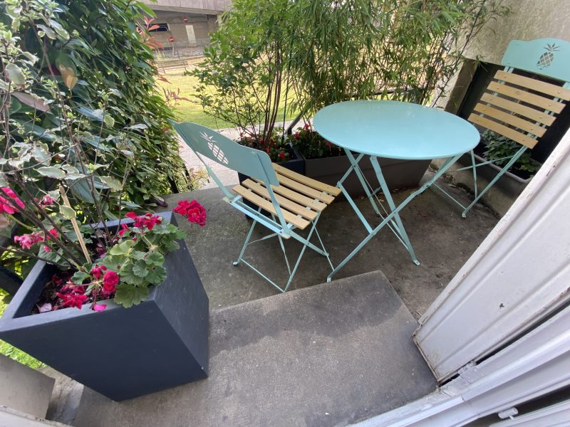 PIECE à LOUER 10 M2 + Terrasse à BOULOGNE en RDC accès PMR